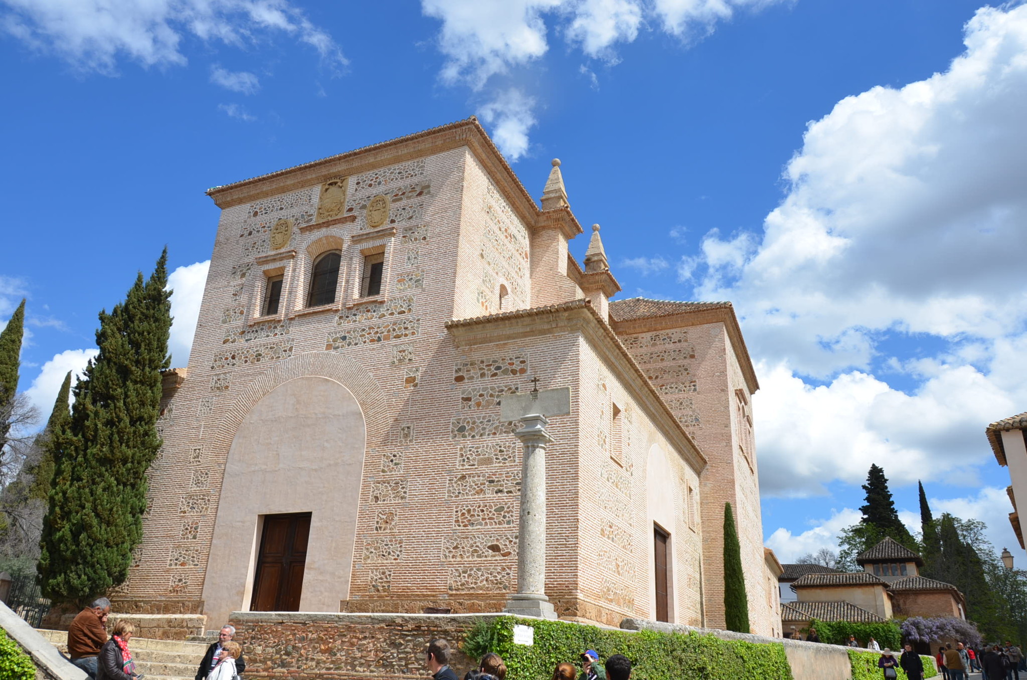 アルハンブラ宮殿内は公園になっている2