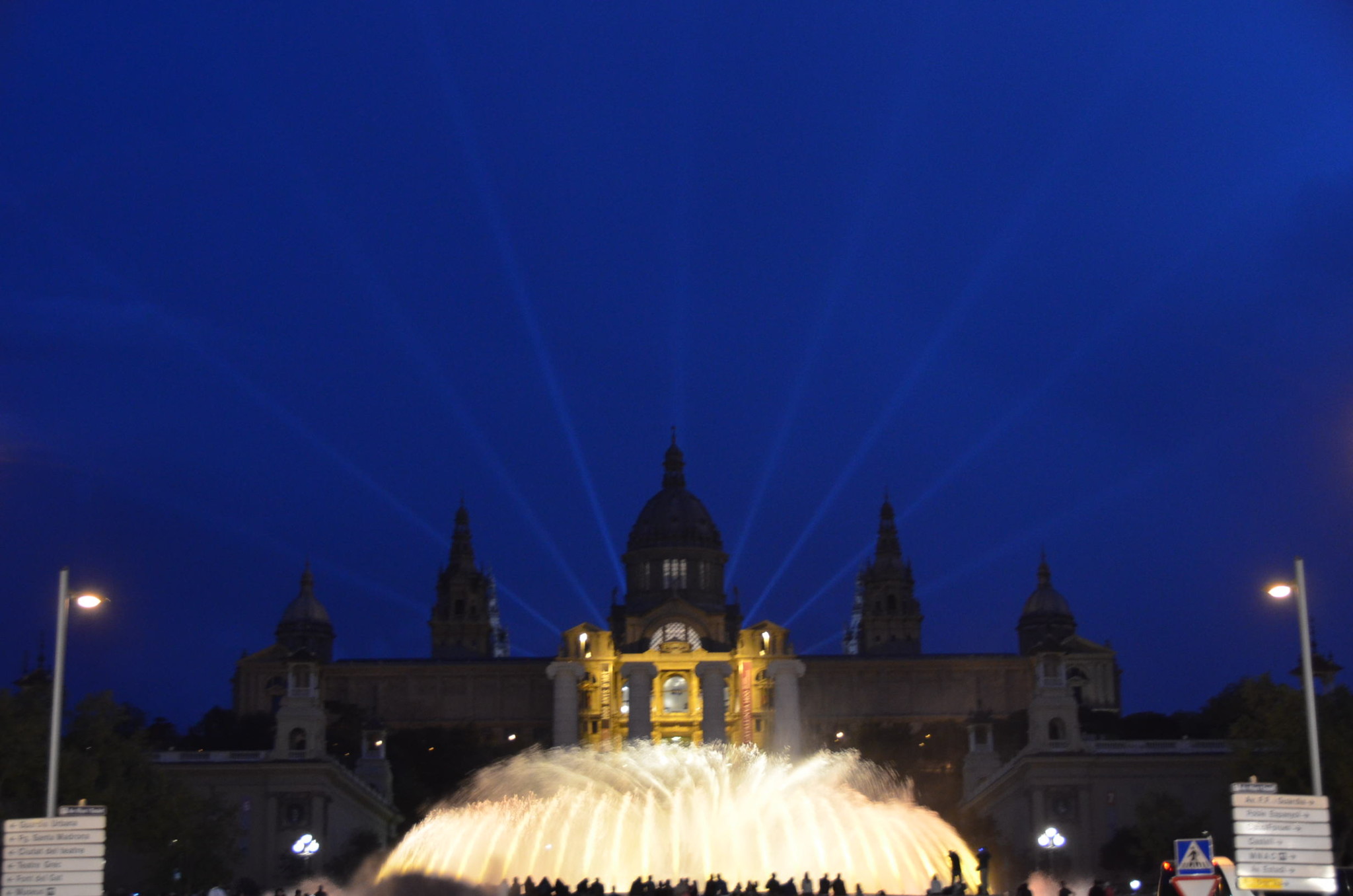 噴水ショーからカタルーニャ国立美術館