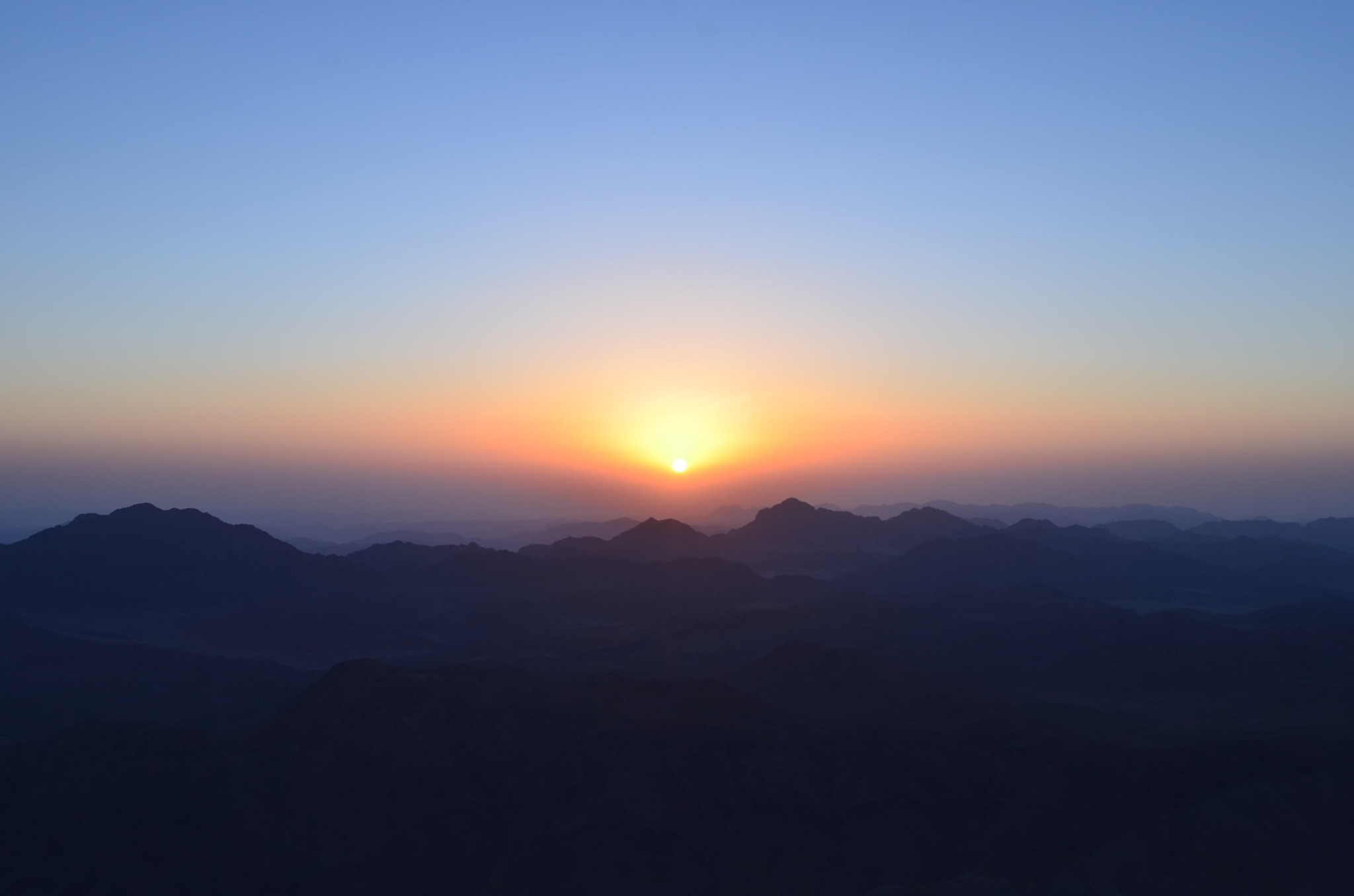 シナイ山からの日の出