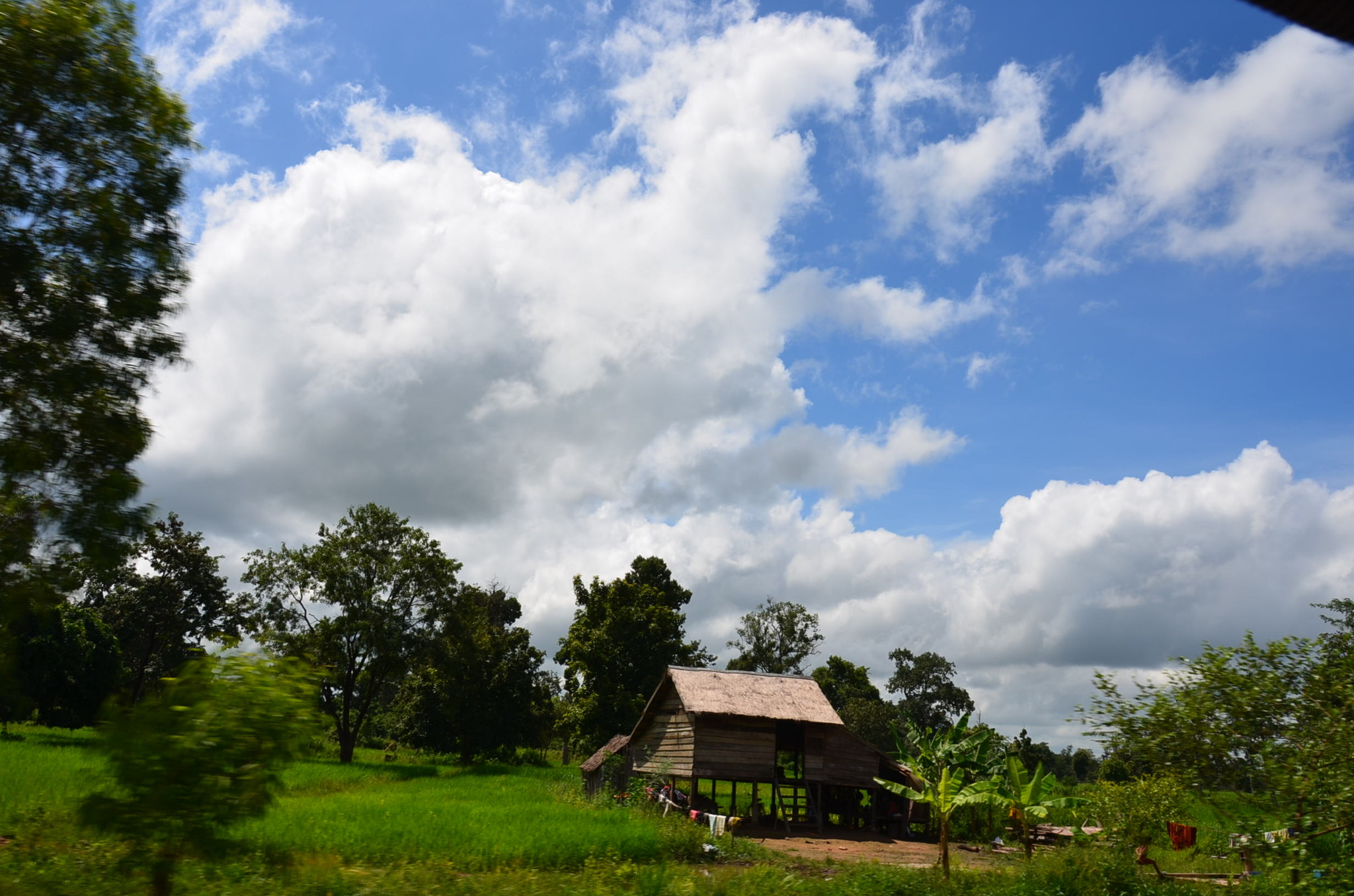 少し郊外に出ればのどかな田園風景が広がる